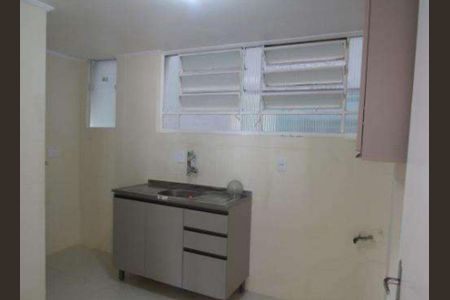 Apartamento à venda com 64m², 2 quartos e sem vagaCozinha