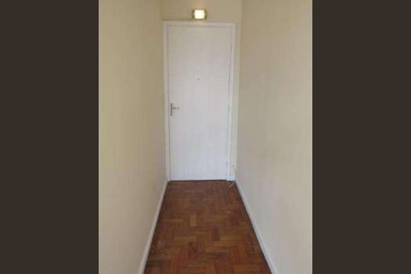 Apartamento à venda com 64m², 2 quartos e sem vagaCorredor