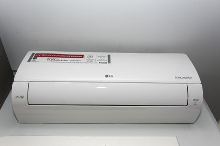 Casa à venda com 215m², 4 quartos e 2 vagas Casa à venda com 215m², 4 quartos e 2 vagasSuíte - Ar Condicionado