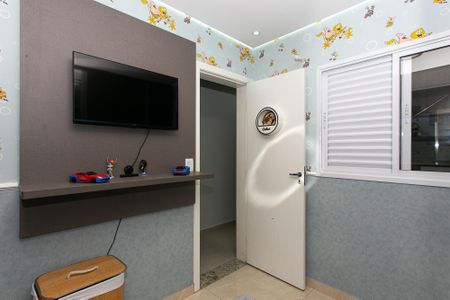 Casa à venda com 215m², 4 quartos e 2 vagas Casa à venda com 215m², 4 quartos e 2 vagasQuarto 2