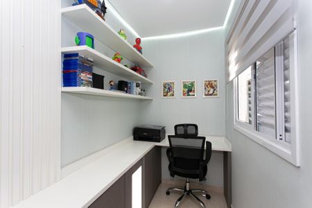 Casa à venda com 215m², 4 quartos e 2 vagas Casa à venda com 215m², 4 quartos e 2 vagasQuarto 1