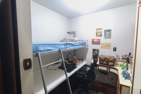 Casa à venda com 198m², 3 quartos e 2 vagasQuarto 