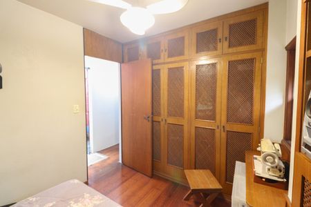 Casa à venda com 198m², 3 quartos e 2 vagasQuarto 2