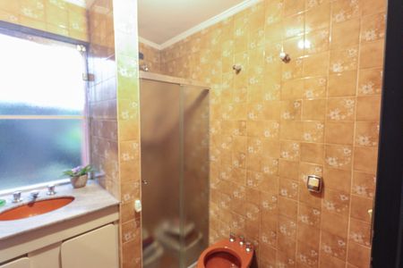 Casa à venda com 198m², 3 quartos e 2 vagasBanheiro