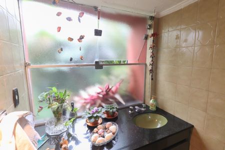 Casa à venda com 198m², 3 quartos e 2 vagasBanheiro
