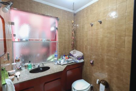 Casa à venda com 198m², 3 quartos e 2 vagasBanheiro da Suíte 1