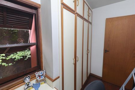 Casa à venda com 198m², 3 quartos e 2 vagasQuarto 