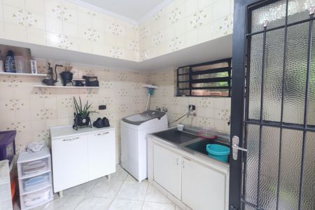 Casa à venda com 198m², 3 quartos e 2 vagasÁrea de Serviço