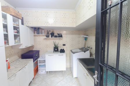 Casa à venda com 198m², 3 quartos e 2 vagasÁrea de Serviço