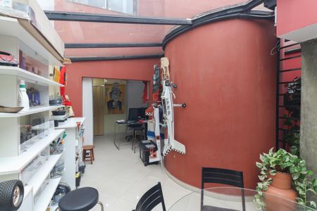 Casa à venda com 198m², 3 quartos e 2 vagasSala