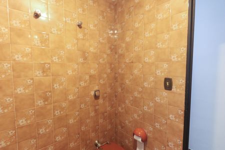 Casa à venda com 198m², 3 quartos e 2 vagasBanheiro