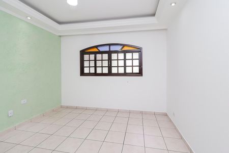 Casa à venda com 250m², 4 quartos e 5 vagasSala