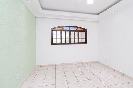 Casa à venda com 250m², 4 quartos e 5 vagasSala