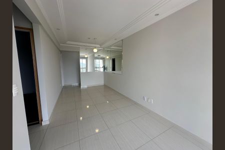 Apartamento para alugar com 60m², 2 quartos e 1 vagaSala