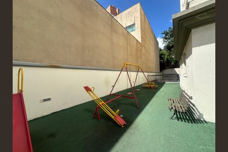 Apartamento para alugar com 60m², 2 quartos e 1 vagaÁrea comum - Playground