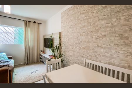 Sala de casa de condomínio à venda com 2 quartos, 55m² em Vila Guilhermina, São Paulo