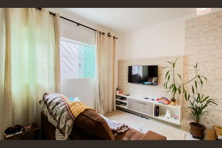 Sala de casa de condomínio à venda com 2 quartos, 55m² em Vila Guilhermina, São Paulo