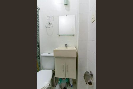 Banheiro de apartamento à venda com 1 quarto, 24m² em Centro, Rio de Janeiro