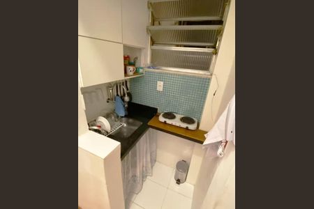 Cozinha de apartamento à venda com 1 quarto, 24m² em Centro, Rio de Janeiro