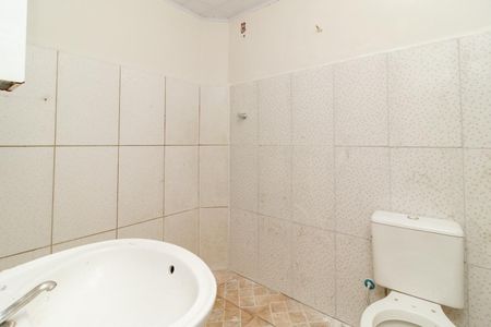 Casa à venda com 200m², 3 quartos e 2 vagasBanheiro