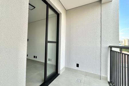 Apartamento para alugar com 24m², 1 quarto e sem vaga Apartamento para alugar com 24m², 1 quarto e sem vagaVaranda