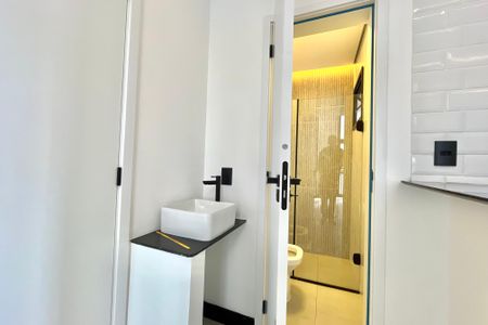 Apartamento para alugar com 34m², 1 quarto e sem vaga Apartamento para alugar com 34m², 1 quarto e sem vagaBanheiro Social