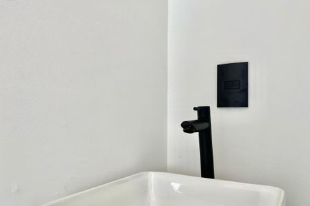 Apartamento para alugar com 34m², 1 quarto e sem vaga Apartamento para alugar com 34m², 1 quarto e sem vagaBanheiro da Suíte