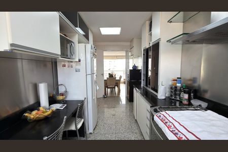 Apartamento à venda com 157m², 3 quartos e 2 vagas