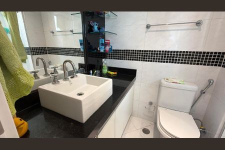 Apartamento à venda com 157m², 3 quartos e 2 vagas