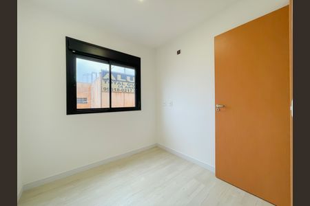 Quarto 2 de apartamento para alugar com 2 quartos, 38m² em Centro, Osasco