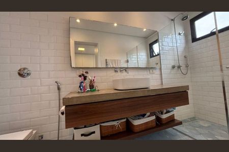 Casa à venda com 3 quartos, 172m² em Butantã, São Paulo