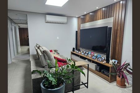 Apartamento à venda com 2 quartos, 87m² em Jardim Caboré, São Paulo