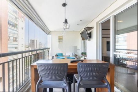 Apartamento à venda com 128m², 3 quartos e 2 vagas