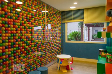 Apartamento para alugar com 57m², 2 quartos e 1 vagaÁrea comum - Espaço kids