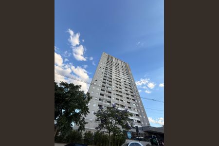 Apartamento para alugar com 57m², 2 quartos e 1 vagaFachada