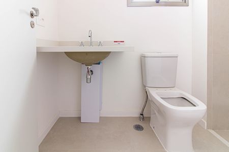 Apartamento à venda com 88m², 2 quartos e 1 vaga Apartamento à venda com 88m², 2 quartos e 1 vagaBanheiro da Suíte 1