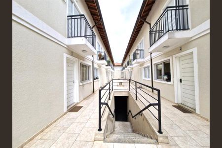 Casa à venda com 2 quartos, 68m² em Campo Grande, São Paulo