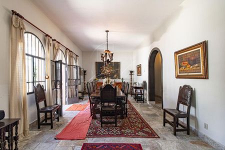 Casa à venda com 460m², 4 quartos e 3 vagas