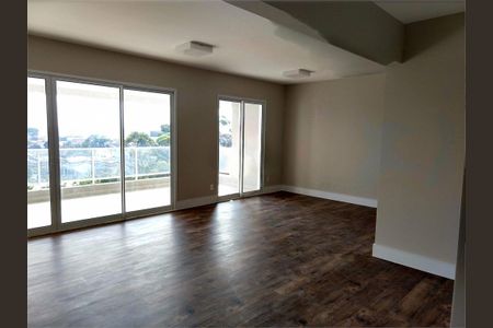 Apartamento à venda com 3 quartos, 134m² em Vila Anastácio, São Paulo