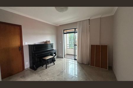 Apartamento à venda com 117m², 3 quartos e 2 vagas