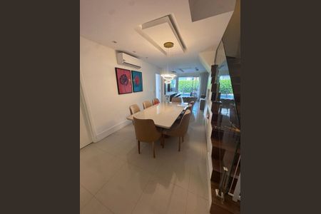 Casa à venda com 4 quartos, 194m² em Recreio dos Bandeirantes, Rio de Janeiro