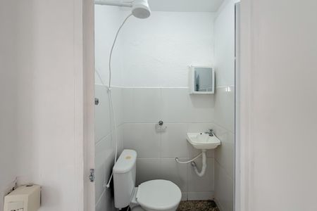 Casa para alugar com 60m², 1 quarto e sem vagaBanheiro do Quarto