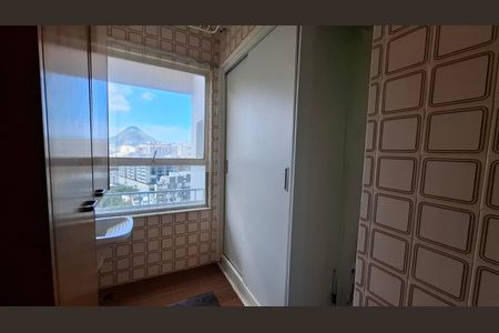 Apartamento à venda com 61m², 1 quarto e 1 vaga