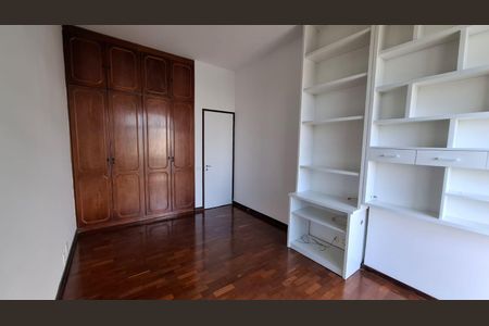 Apartamento à venda com 61m², 1 quarto e 1 vaga