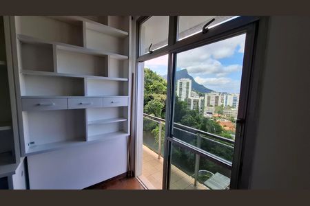 Apartamento à venda com 61m², 1 quarto e 1 vaga