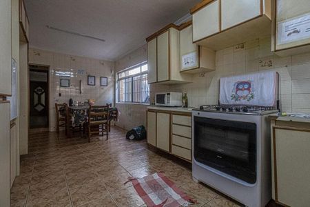 Casa à venda com 350m², 4 quartos e 4 vagas Casa à venda com 350m², 4 quartos e 4 vagasFoto 07