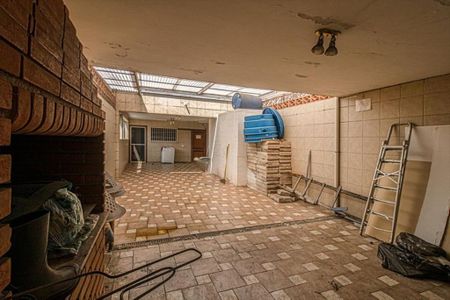 Casa à venda com 350m², 4 quartos e 4 vagas Casa à venda com 350m², 4 quartos e 4 vagasFoto 16