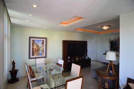 Apartamento à venda com 118m², 3 quartos e 2 vagasSala