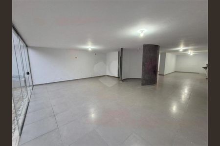 Casa à venda com 5 quartos, 373m² em Alto de Pinheiros, São Paulo