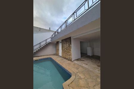 Casa à venda com 373m², 5 quartos e 6 vagas